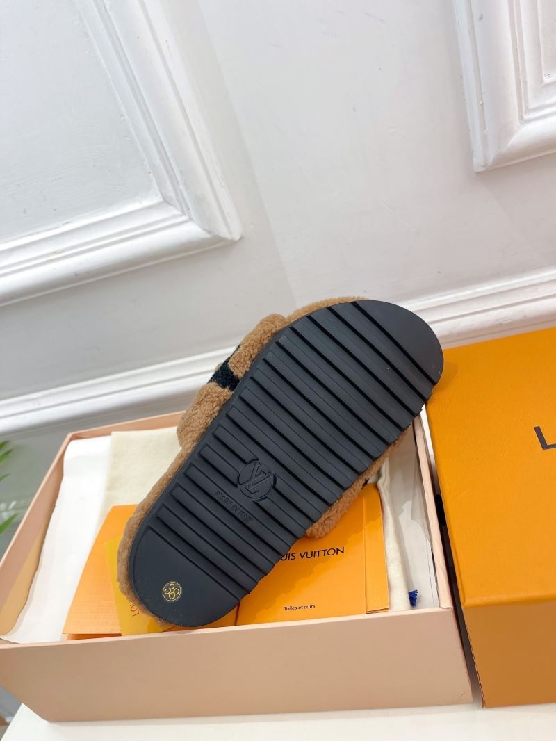 Louis Vuitton Slippers